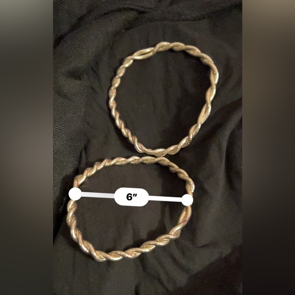 Bundle of 2 Flexible Silver Color “Snake” Multi-Use Jewelry - Necklace/Bracelet - Picture 6 of 17